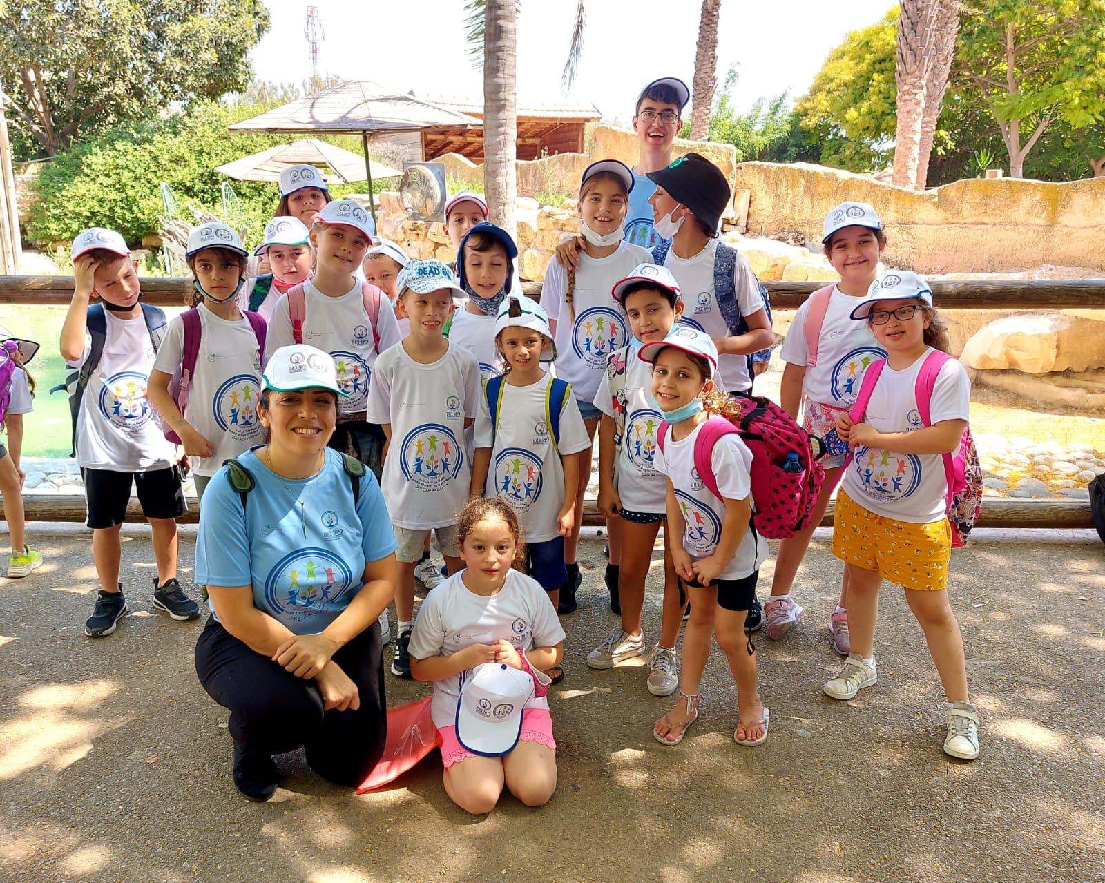 Children at Leo Baeck Arab-Jewish Summer Camp posing for a picture
