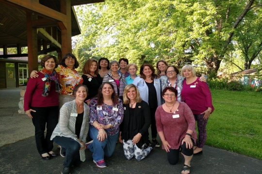 Group photo of women from WRJ Midwest District