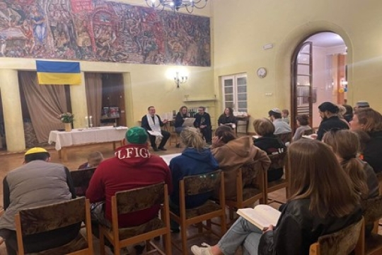 2022 service with Ukrainian refugees in attendance 